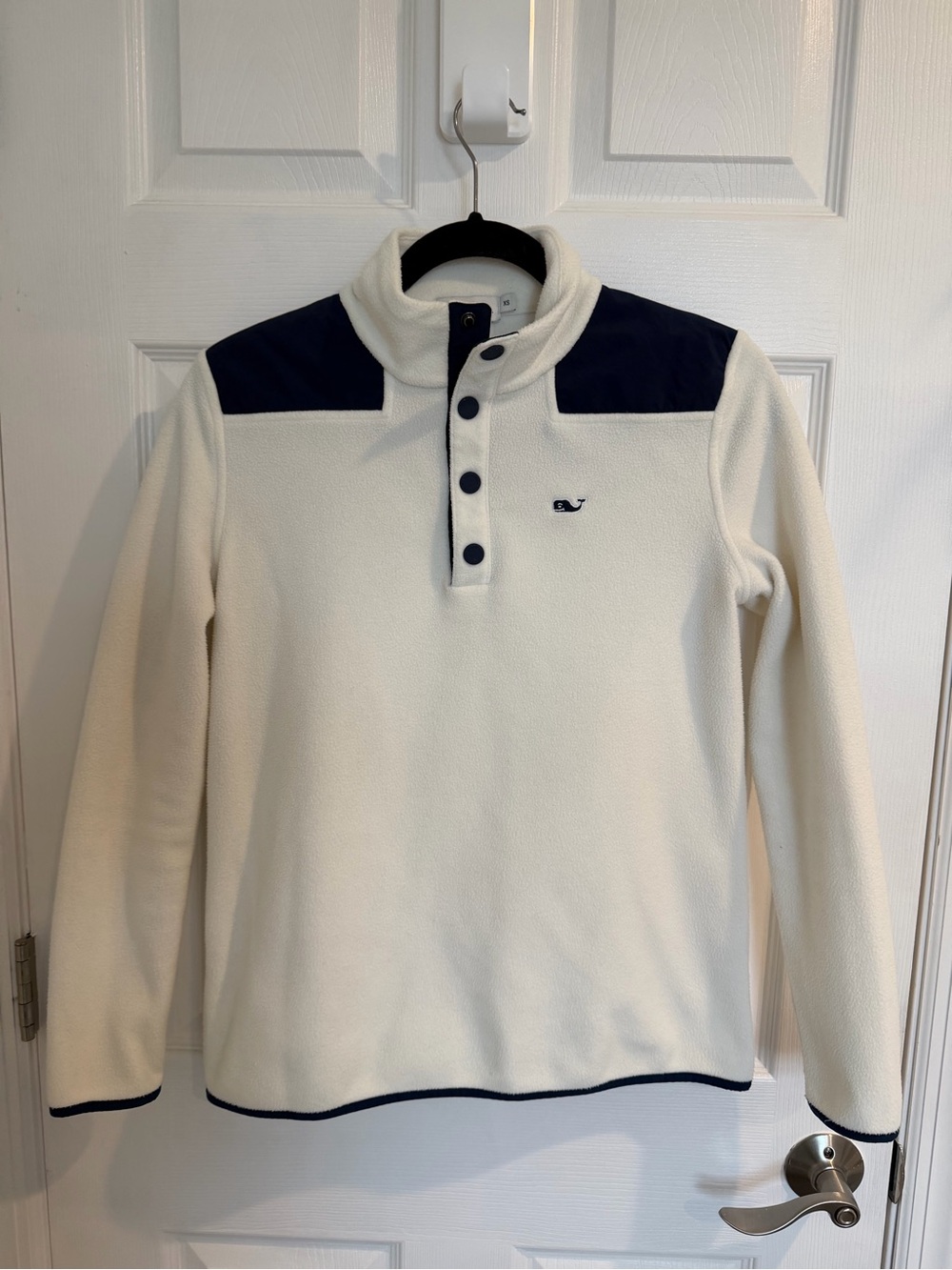 Vineyard Vines Ivory Fleece with Navy Yoke - Size XS